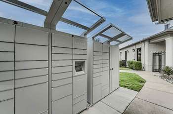 Luxer package lockers